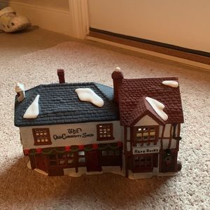 Dept 56, Dickens Village Series, The Old Curiosity Shop